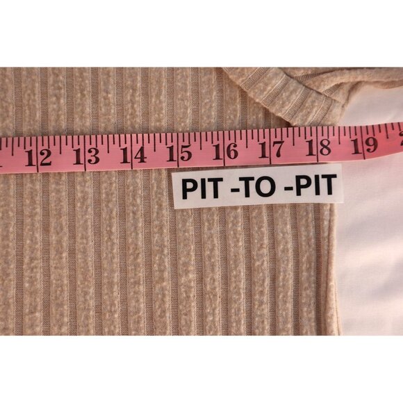 Cure Women's Beige Knit Sweater with Button Detail‎ & Textured Shoulders Size S - Picture 10 of 12